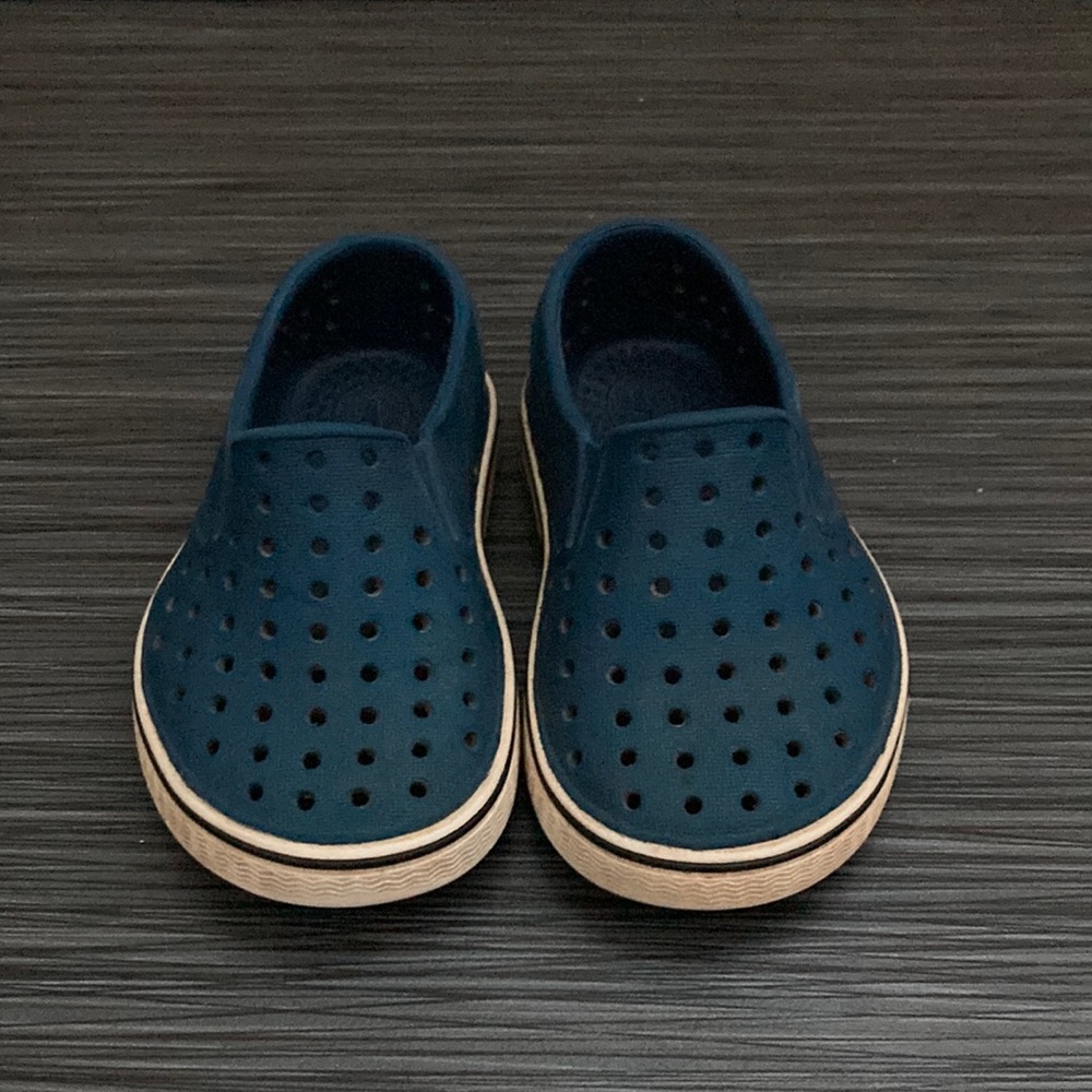 Navy blue natives